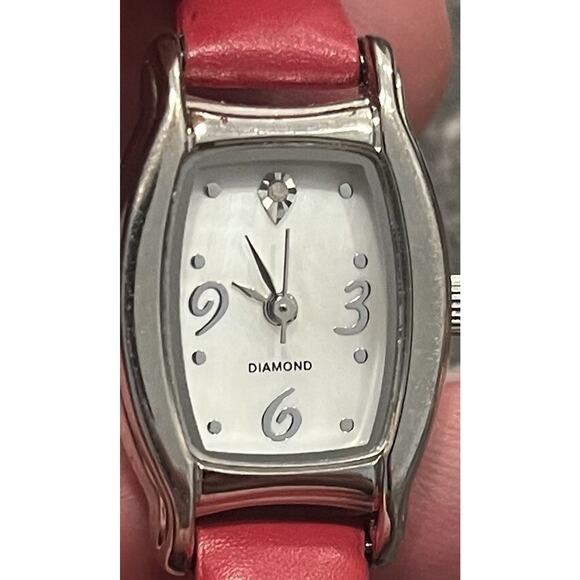 Diamond Quartz Analog Watch Silver Dial Red Leather Band...NEW BATTERY - Picture 2 of 4